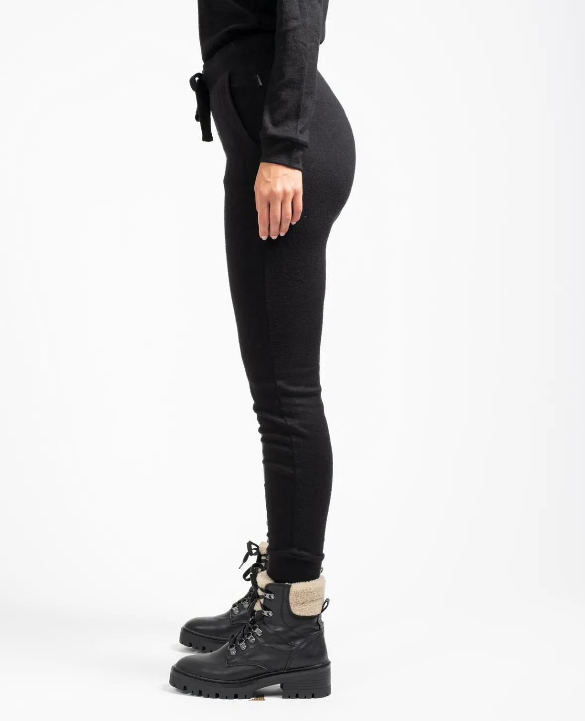 Sun Valley Dejura Noir Store