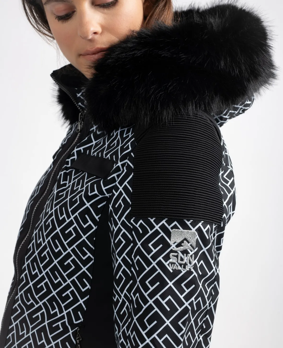 Sun Valley Kenata Noir Hot