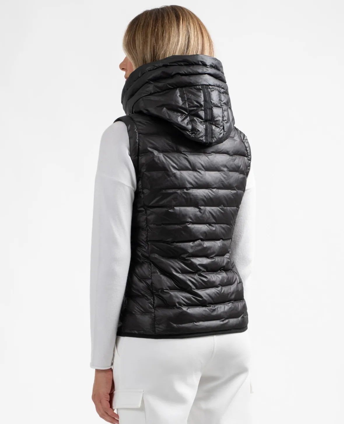 Sun Valley Nyleta Noir Discount