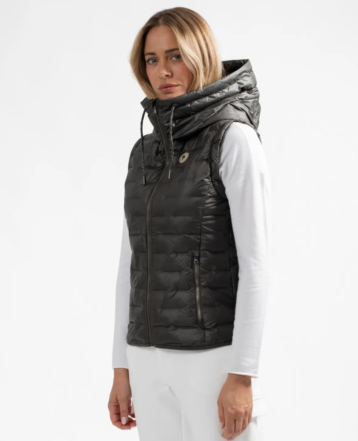 Sun Valley Nyleta Caviar Fashion