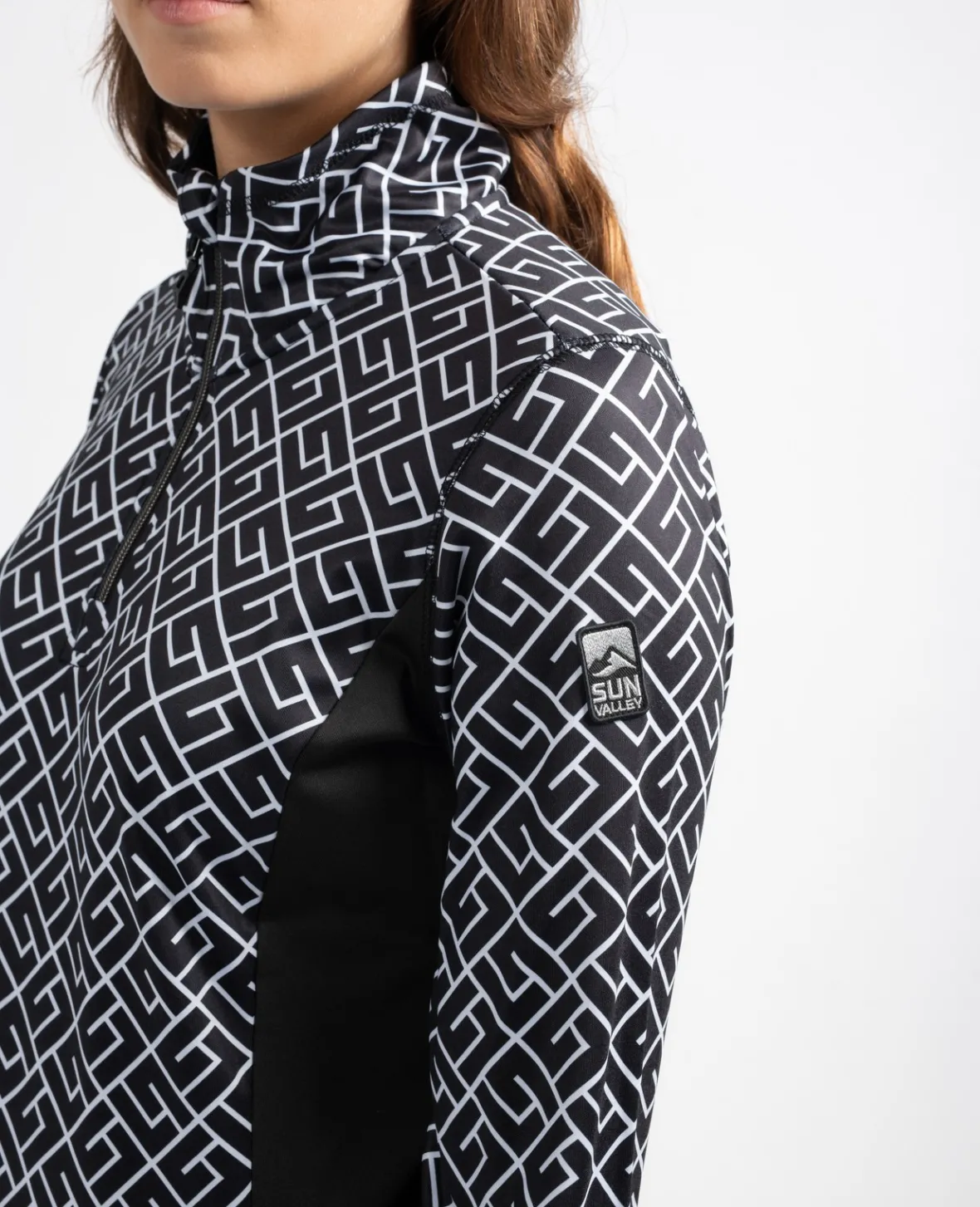 Sun Valley Rika Noir Best