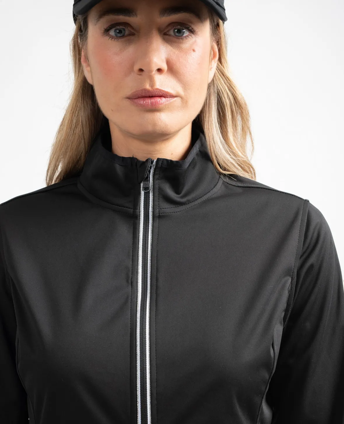 Sun Valley Yazzy Noir Best